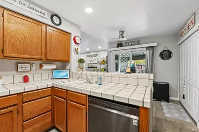 1102 Charter Lane, Fairfield, CA 94533 - Photo 19