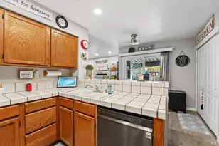 1102 Charter Ln, Fairfield, CA 94533 - Photo 19