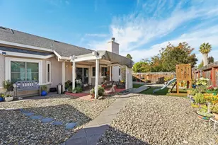 1102 Charter Ln, Fairfield, CA 94533 - Photo 43