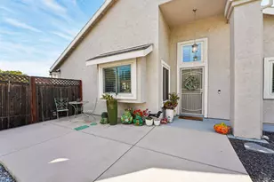 1102 Charter Ln, Fairfield, CA 94533 - Photo 59