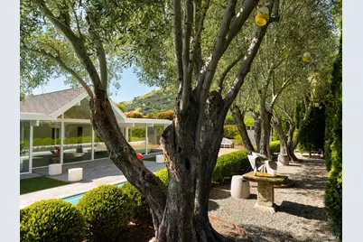 130 Mount Whitney Court, San Rafael, CA 94903 - Photo 15