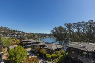 17 De Silva Island Dr, Mill Valley, CA 94941 - Photo 9