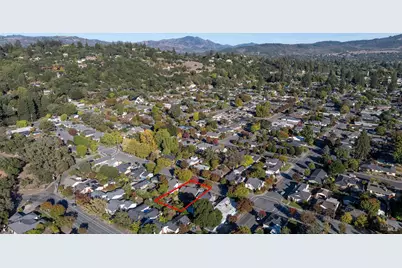 2221 Grahn Drive, Santa Rosa, CA 95404 - Photo 43