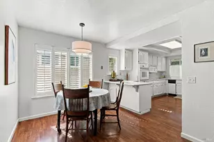8295 Oakmont Dr, Santa Rosa, CA 95409 - Photo 5
