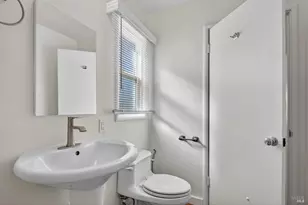 413 Webster St, Petaluma, CA 94952 - Photo 23
