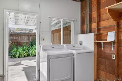 413 Webster Street, Petaluma, CA 94952 - Photo 25