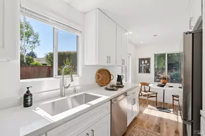 68 Mercury Avenue, Tiburon, CA 94920 - Photo 11