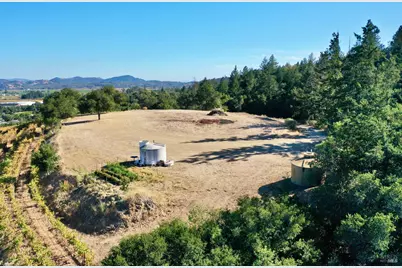 19853 Geyserville Avenue, Geyserville, CA 95441 - Photo 29