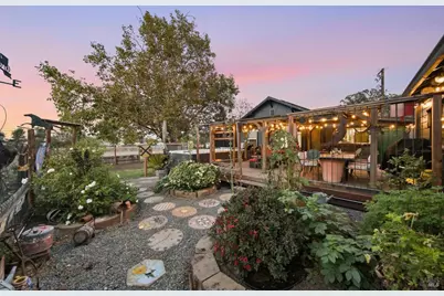 7878 Gravenstein Highway, Cotati, CA 94931 - Photo 3