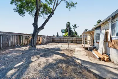 1268 Poplar Street, Santa Rosa, CA 95407 - Photo 27