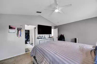 1093 Cloverbrook Circle, Vacaville, CA 95687 - Photo 29
