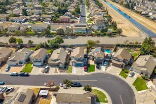 1093 Cloverbrook Cir, Vacaville, CA 95687 - Photo 37