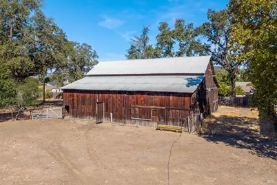 2070 Old River Road, Ukiah, CA 95482 - Photo 27