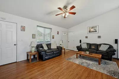 18685 Oak Grove Road, Hidden Valley Lake, CA 95467 - Photo 3