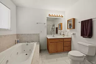 18685 Oak Grove Rd, Hidden Valley Lake, CA 95467 - Photo 31