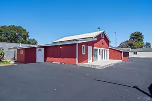724 Liberty Rd, Petaluma, CA 94952 - Photo 15
