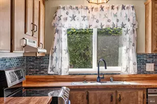 1513 Florence Way, Petaluma, CA 94954 - Photo 17