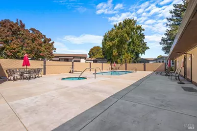 1513 Florence Way, Petaluma, CA 94954 - Photo 33