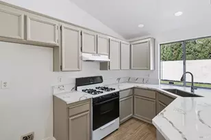 305 Victoria Dr, Dixon, CA 95620 - Photo 11