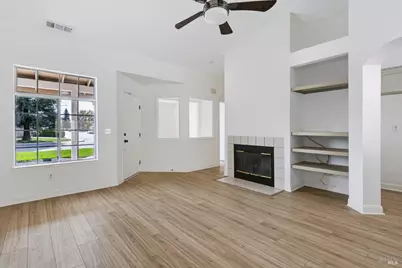 305 Victoria Drive, Dixon, CA 95620 - Photo 3