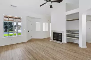 305 Victoria Dr, Dixon, CA 95620 - Photo 3