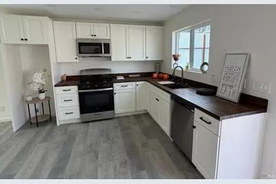 817 Brigham Avenue, Santa Rosa, CA 95404 - Photo 15