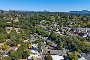 324 Lomitas Ln, Santa Rosa, CA 95404 - Photo 31