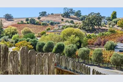 1096 Alpine Court, Napa, CA 94558 - Photo 21