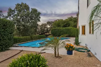 1096 Alpine Court, Napa, CA 94558 - Photo 17