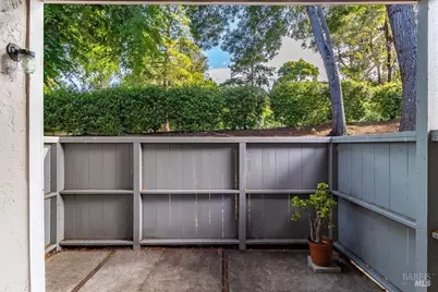 900 Southampton Road #11, Benicia, CA 94510 - Photo 21