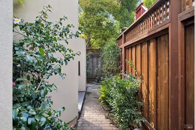 13 San Rafael Avenue #C, San Anselmo, CA 94960 - Photo 35