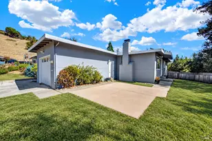 2 Rita Ct, Novato, CA 94945 - Photo 9