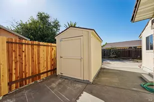 514 Monterey Dr, Suisun City, CA 94585 - Photo 33