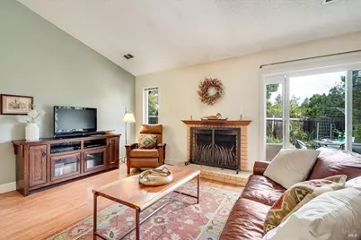 456 Greenbrier Court, Benicia, CA 94510 - Photo 7