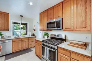 456 Greenbrier Ct, Benicia, CA 94510 - Photo 13