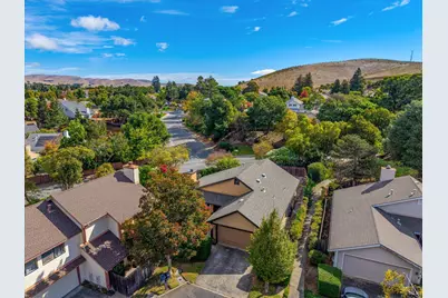 456 Greenbrier Court, Benicia, CA 94510 - Photo 29