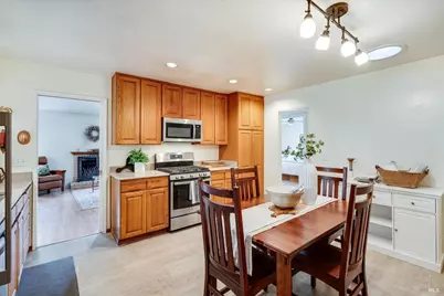 456 Greenbrier Court, Benicia, CA 94510 - Photo 15