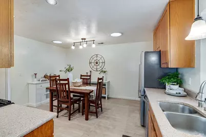 456 Greenbrier Court, Benicia, CA 94510 - Photo 11