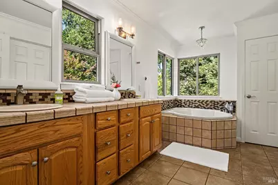 231 Zinfandel Road, Healdsburg, CA 95448 - Photo 25