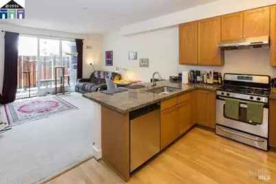 1020 Jackson Street #204, Oakland, CA 94607 - Photo 3