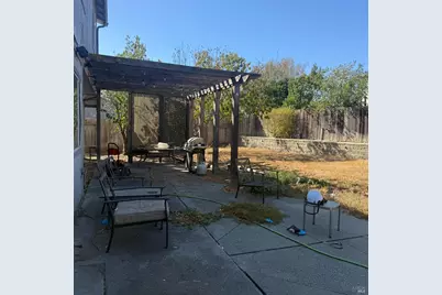 1314 Thrasher Way, Suisun City, CA 94585 - Photo 21