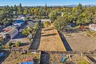 1492 Gloria Dr, Santa Rosa, CA 95407 - Photo 35