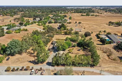 7270 Summerwood Lane, Vacaville, CA 95688 - Photo 43