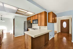 518 Crestview Dr, Vacaville, CA 95688 - Photo 13