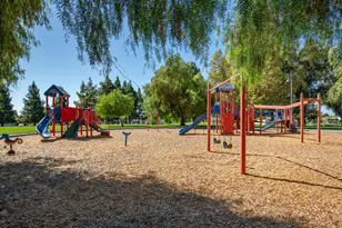 2257 Ross Pl, Fairfield, CA 94533 - Photo 43