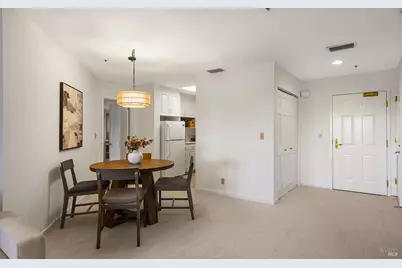 100 Thorndale Drive #148, San Rafael, CA 94903 - Photo 7