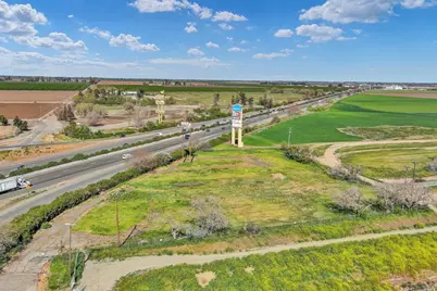 8362 Auction Lane, Dixon, CA 95620 - Photo 17