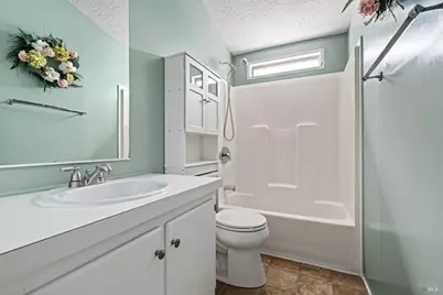 143 Oakwood Drive, Petaluma, CA 94954 - Photo 13