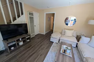 126 S E St, Santa Rosa, CA 95404 - Photo 3