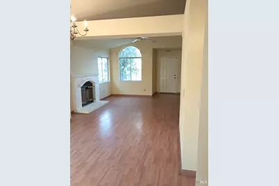 1035 Camellia Court, Suisun City, CA 94585 - Photo 15